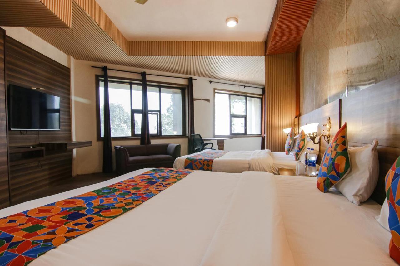 Fabhotel Vijay Palace Dharamshala Exterior photo
